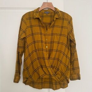 Be Cool women’s yellow & black checkered button down collared shirt top MEDIUM